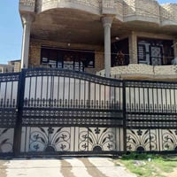 بيت للبيع طابو صرف مساحه 200 متر واجه 10 نزال 20  عنوان البيت بغداد كو...