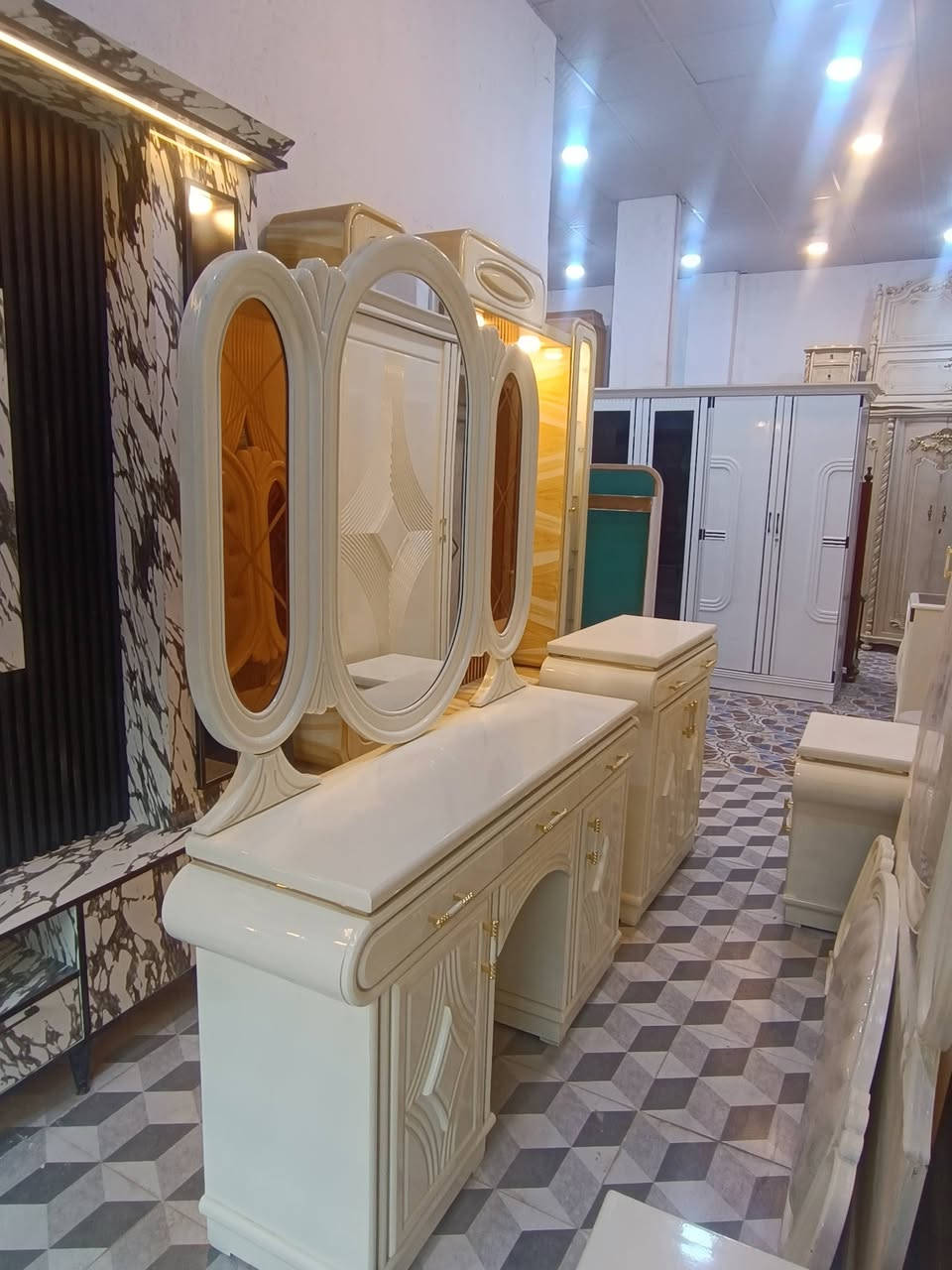 سلام عليكم خرف نوم تفصال كبس العنوان الناصريه السيف رقم الستفسار***********سعر خاص
