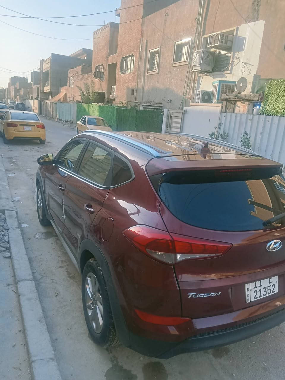 السلام عليكم توسان موديل 2018 رقم بغداد باسمي مكينه 2000 حادثه قطعه بس بنيد موجود بالصور رايدها ب 140 والاستفسار اتصل على رقم موجود واتساب *********** مكان بغداد حي العلام تقاطع درويش
