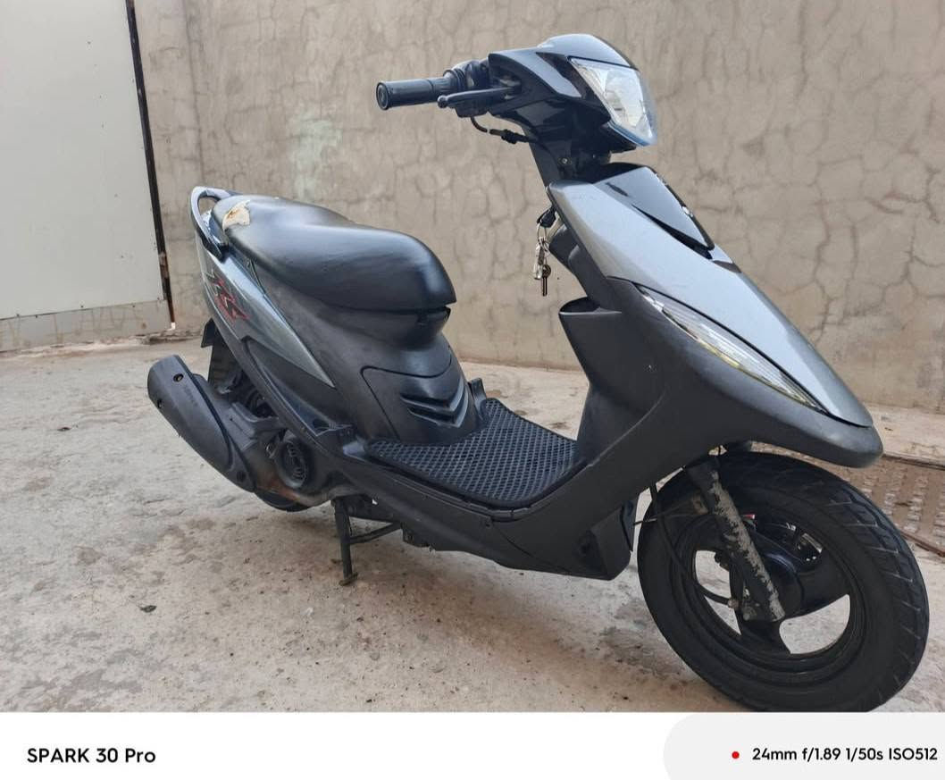 للبيع بغداد الشماعيه سعر ٤٠٠ دراجه رمبه متوازي.   ‏‪***********‬‏ تصل عرقم

نص مكتوب في الصور:
- SPARK 30 Pro
- • 24mm f/1.89 1/50s ISO512