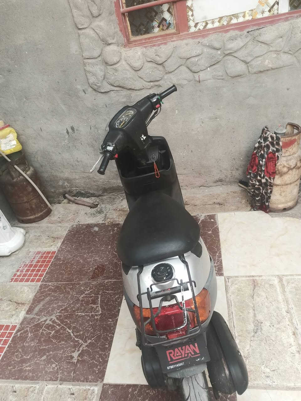 السلام عليكم دراجه بتره خطين كفاله عامه ممبدل بيها شي مكينه ناعمه خرسه سلف وهندر المكان الناصريه المركز رقمي للتواصل *********** واتساب فقط
