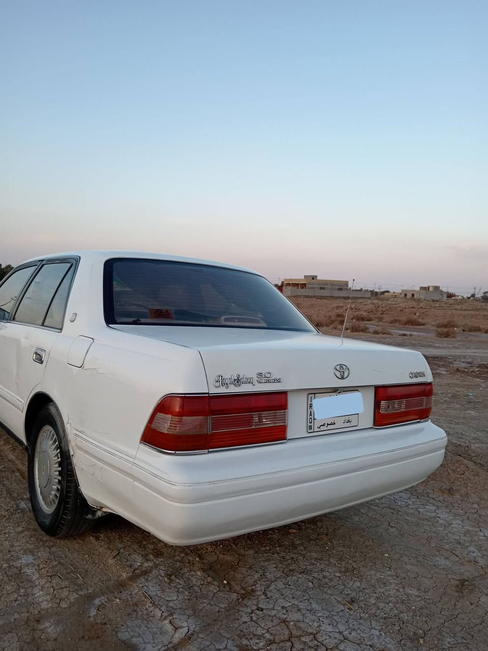السلام عليكم سيارة راس الثور تكم
﴿ مراوس فقط اوبتمأ ﴾
. 
سيارة موديل 1999 تحوير غسق نظام ايسر بلاد عداد 240 سيارة نضيفة مكينة 3000 تبريد شغال 
مكفولة من الكص والنقل جثة والعيب الشرعي 
مصبوغة عام جمالية بيها طخة بسيطة بجاملغ الامامي 
واكو طخة بالباب الخلفي ما مصلحة بعدة بس خفيفة جداً  كلشي واضح بالصور  ؟ 
سيارة سنوية الـ 2027 رقم بغداد سيارة حلوة كلش شاشة كامرة 
                      (🔥 العنوان الناصرية 🔥) 

مراوس فقط نزل سيارتك بالتعاليق واني اراسلك 🤍💜
                   ﴿ مراوس فقط اوبتمأ ﴾
. 
سيارة موديل 1999 تحوير غسق نظام ايسر بلاد عداد 240 سيارة نضيفة مكينة 3000 تبريد شغال 
مكفولة من الكص والنقل جثة والعيب الشرعي 
مصبوغة عام جمالية بيها طخة بسيطة بجاملغ الامامي 
واكو طخة بالباب الخلفي ما مصلحة بعدة بس خفيفة جداً  كلشي واضح بالصور  ؟ 
سيارة سنوية الـ 2027 رقم بغداد سيارة حلوة كلش شاشة كامرة 
                      (🔥 العنوان الناصرية 🔥) 

مراوس فقط  🤍💜 
***********  واتساب  فقط؟
