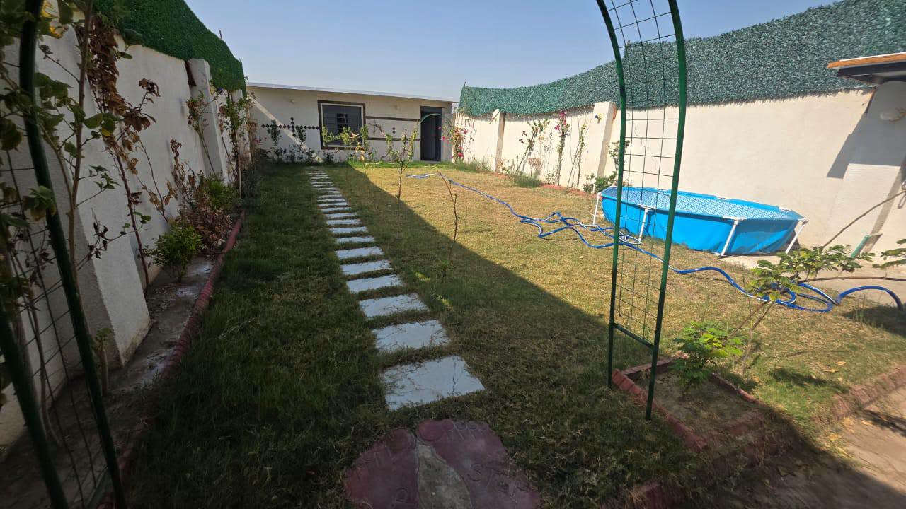 🌿 حديقة جميلة جداً للبيع 🌿
📍 الموقع: شارع الطاحونة مقابل معمل الغاز
📐 المساحة: 170 متر مربع
📜 صنف الأرض: سند زراعي 25 تحويل مباشر
🏡 مواصفات المزرعة: ✅ تحتوي على غرفة ✅ صحيات ✅ ماء وكهرباء ✅ موقع مميز جداً
🌳 فرصة جميلة للسكن أو الاستثمار والاستراحة.
📞 للاستفسار والتفاصيل: ***********
🌹 مع تحيات إدارة مكتب الريان للعقارات ✨ الثقة أساس النجاح
