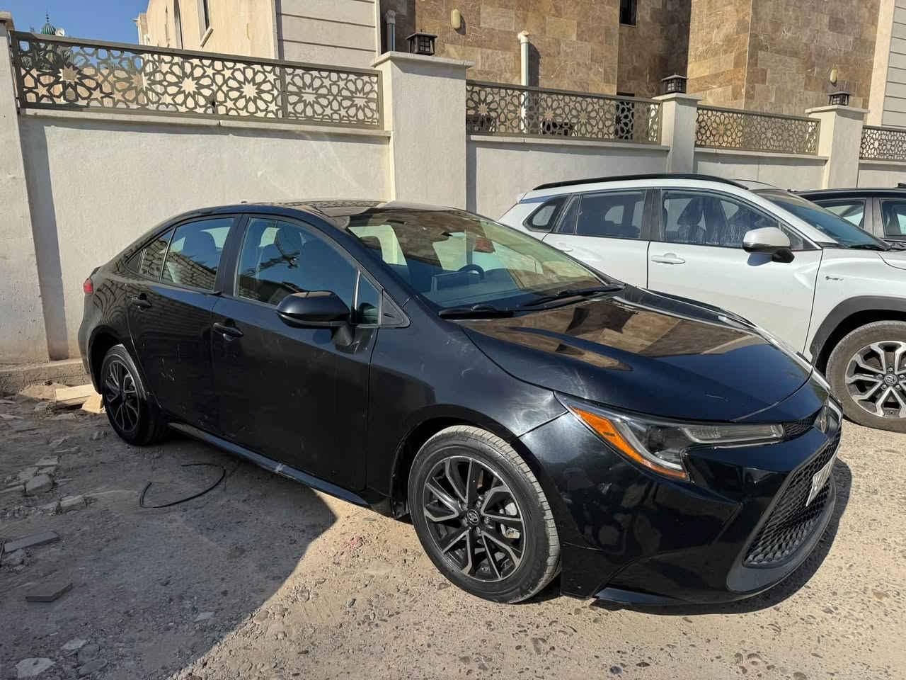 كورلا LE وارد امريكي 2022
المحرك 1800 حادثها باب الصدر و الجاملغ الامامي نفس الجهة صور الحادث موضحة بالمنشور مبدلات ثنينهم ايرباك برده فقط ماشية 86,000km قابل للزيادة الداخل قماش لونين شاشة داخليه لايتات زينون ويل كب كروم السعر 137 ورقة و بي مجال مكان السيارة ب مجمع البدور السكني للاستفسار : ***********
