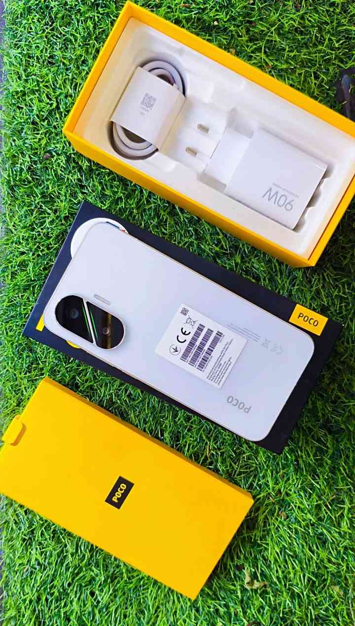 POCO F7 512GB 12+12 RAM
جهاز اخو الجديد كامل ملحقات حتى الكفر الاصلي موجود بدون نقص بطارية ٩٩ بيع فقط بدون مراوس السعر ٥٤٠ وتوصيل موجود
