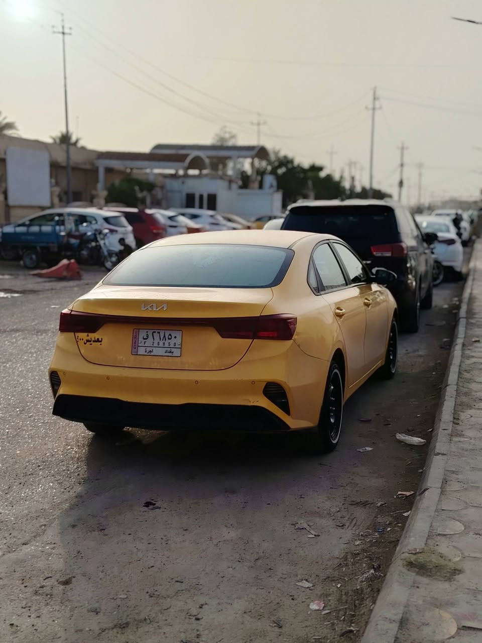 سلام عليكم كيا سيراتو خليجي لبيع مديل 22ضربهه جاملغ فقط وبيه طخات خفيفات مكينه كير حداديه كفالهه لسعر اتصل ***********ما متواجد عل فيس
