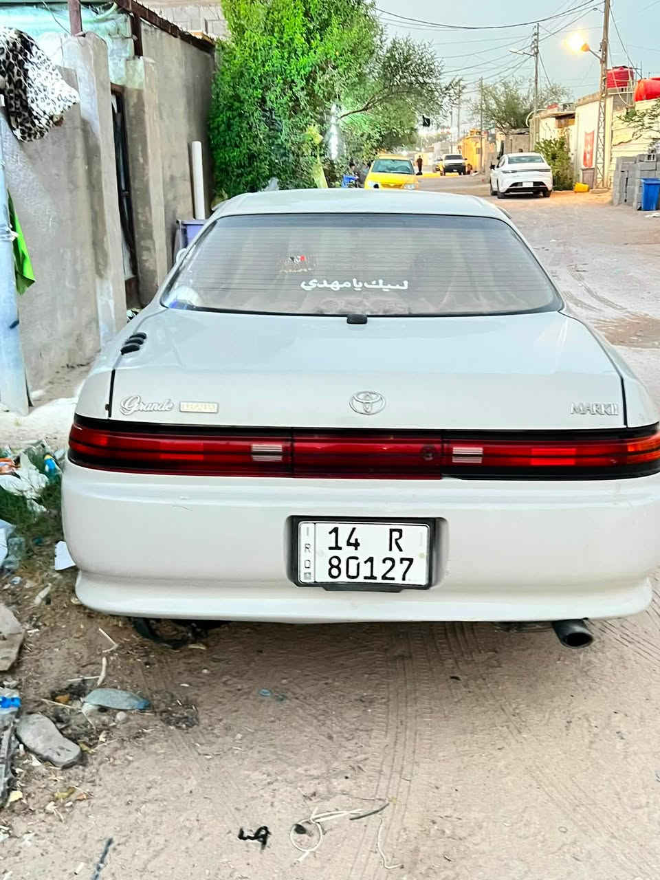 ‏سلام عليكم سيارة مارك للبيع موديل 93سياره نظيفه وحلوه  حداديه جديده وتخم تاير جديد مكاني بصره زبير سعر السياره 63/***********
