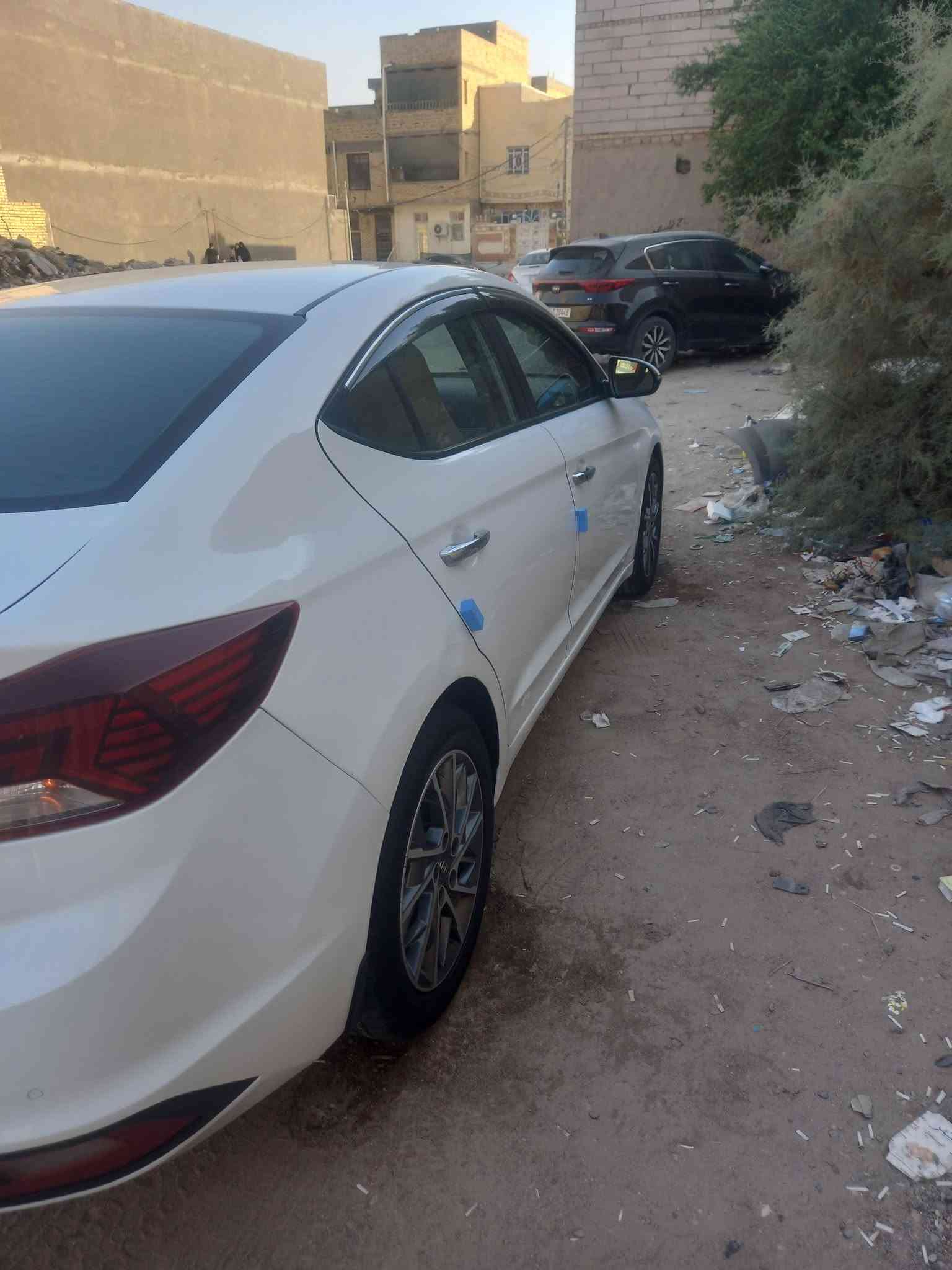 إلنترا خليجي ٢٠ فول واحد على واحد السياره كفاله عامه ما عدا البنيد بي صبغ مكينة كير حداديه تبريد جاهزه السياره حره تحويل السنويه ٣١ المكان ناصريه حي اور السعر ١٤٨ وبيها مجال تلفون ***********

