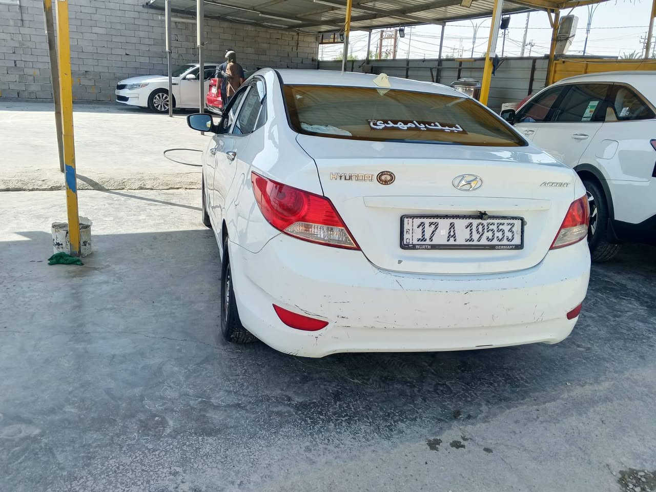 سلام عليكم اكسنت خليخي 13حره مداوي ثاني يوم السنويه 31بيها رشت صبغ بلجاملغ اليمين وطرف البنيد غير هذا الشي مكفول مكينه 1600دكشن عالي المرغوب كير مكينه مكفول السياره احلى من الصور تجي وتشوف بعينك السعر 75وبيها مجال حگ الجيه مكان السيارة رميثه رقم صاحب السياره ‏‪***********‬‏
