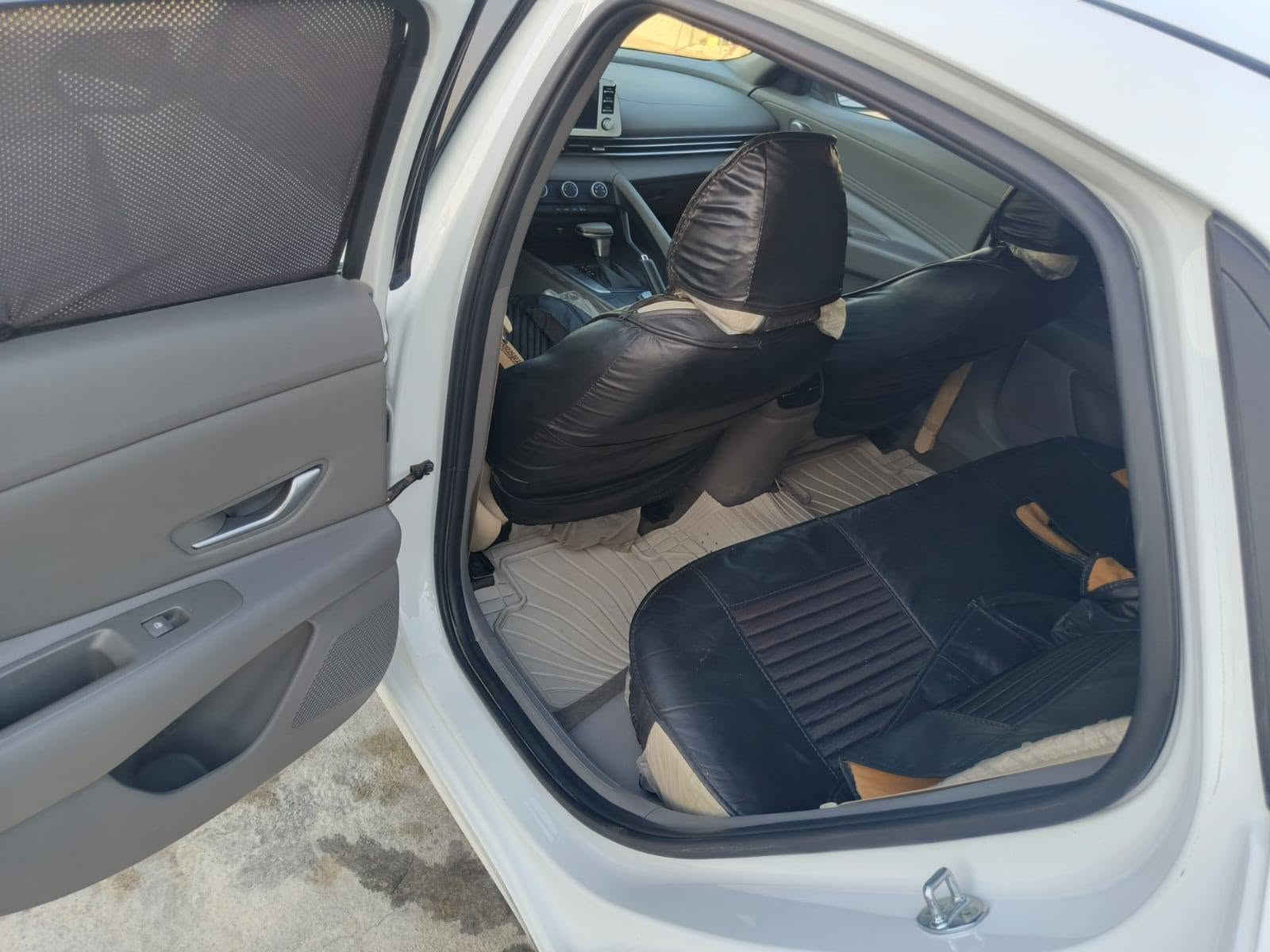 السلام عليكم النترا موديل 23 خليجي
مكفوله كفاله عامه ماشيه ٢٣ الف 
فول ماوصفات فتحه مري شفط حساسات امامي خلفي داخل لونين شاحن لاسلكي اناره ترحيب صنوك ذكي 
السياره علئ وضع الشركه سبير ما نازل
محرك1600دبل نوزل  
الساره محجوزه بنضام اقساد استقاع مباشر  وكاله عامه بأسم المشتري باقي سنه و٦ اشهر وصير حرا مكاني بابل 
السعر 150 بيها مجال شي بسيط 
***********
