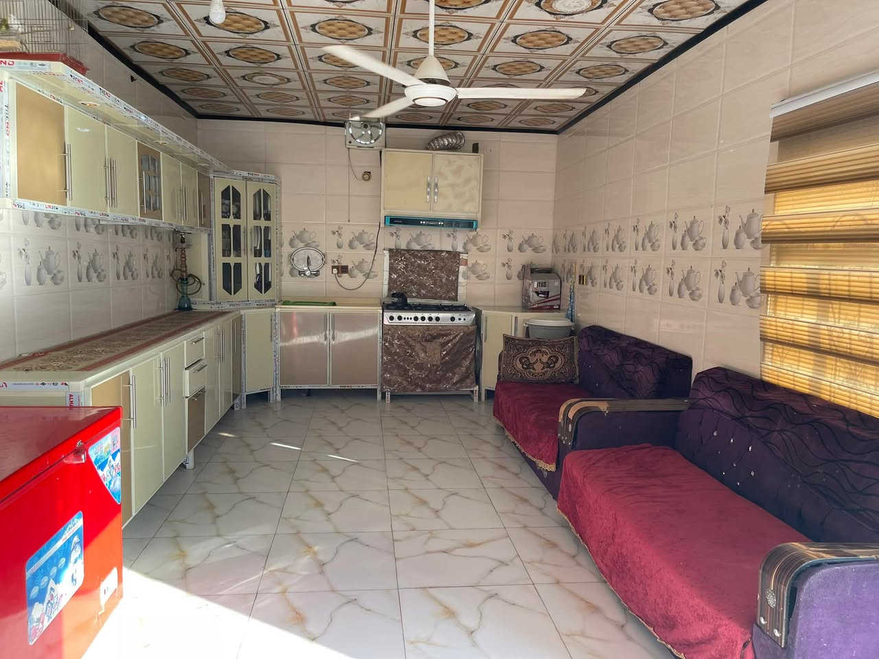 بسم الله الرحمن الرحيم 
بيت لبيع مساحه 1500
عقار 25 لموقع قرب جامعه بابل منطقه حي سجاد ربع سعود 
لتوصل ***********
