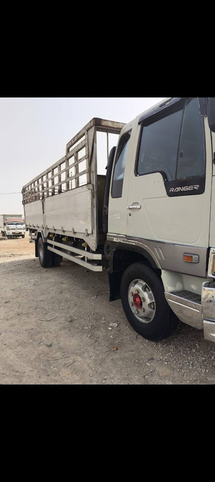 هينو • موديل ٩٣ • طول ٦٫١٠م