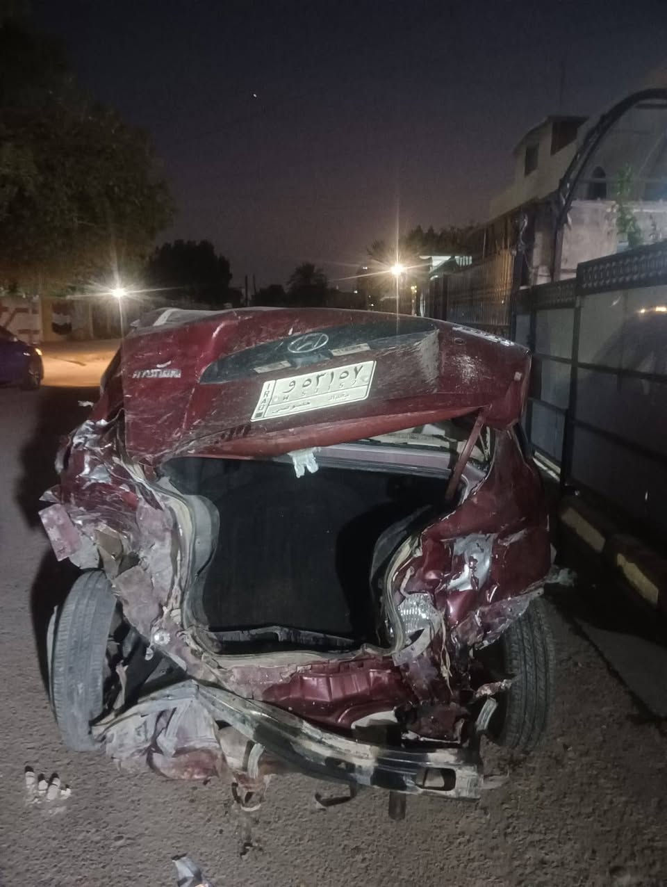 اكسنت ٢٠٠٩ على حادثها ابيعها خليجي والسياره شغاله كير ومحرك حداديه اماميه والصدر الخلفي ماادري بي لان حادثها خلفي الي يستفسر اكثر ع الرقم *********** السعر ٢٧ وبيها مجال مكاني بغداد
