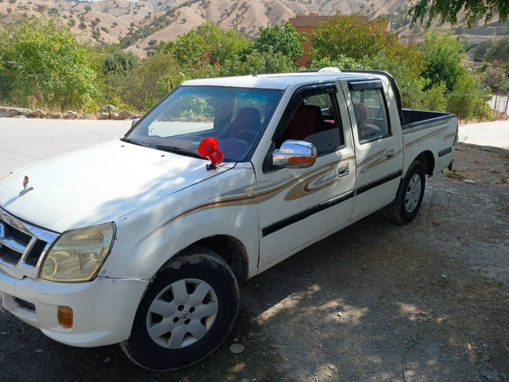 پیکاب فۆتۆن
گێڕ و مەکینە بیلاد ٢٠١٣دێر
سەنەوی پلاستیک ئەسڵی بەشەرتی ئەوەلیات
٤ تایەی مەرزیە نوێ
پاتری نوێ
کامل تاخم سۆندەی نوێ
کارەبایاتی بەشەرت
جوانکاریێکی بۆ ناوی دەوێ بەڵام ئەگەر بۆ کەسابەتە مەیکە
ناو سۆر مەڕغوب
تەنزیل بیلادە و ٤ سەماعەی گەورە
ماشەڵا ئەوەندە بەکێش و بەهەڵمەتە لەقوەتی خۆی بێزارە
ماڵی کەسابەتە بەنرخێکی خەیاڵی هەرزان دامناوە
نرخ٢٧ گەڵا مەجالێکی کەمی برایانەی هەیە
شوێنم شاری سۆران
***********واتسئاپی لەسەرە سوران, أربيل
