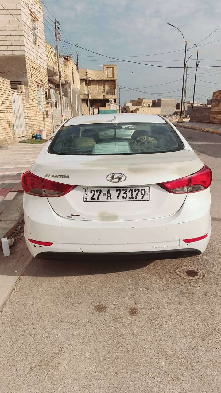 سلام عليكم النترا 2015 امريكي  محرك 2000 دوش مبدل بيها چاملغ وبيها مكانات تقشير 
السياره بأسمي  مكان الناصريه السعر 88 
للتواصل ***********
