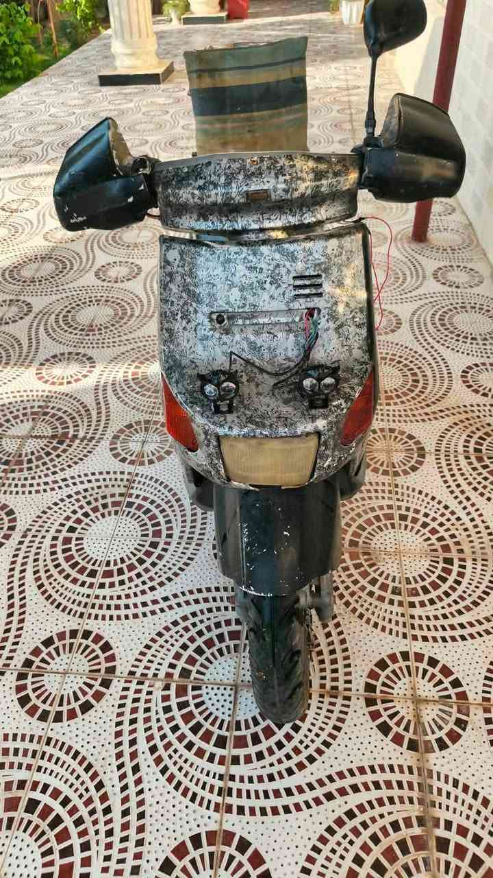 لبيع دراجه بانزين شراي يجي خاص سعر 400 بي مجال شراي ***********
