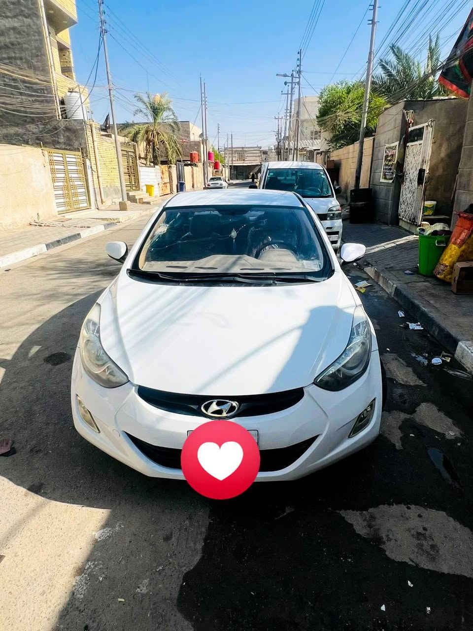 السلام عليكم 
الإنتره وارد خليجي
موديل 2013 
كير مكينه جاهزات 
تبريد ثلج 🥶 
حداديه 💯 
بيه مكانات صبغ زغار مال تكشير 
رقم بصره 
سنويه جديده لل2028 
مكاني بصره 
بيع او مراواس 
السعر 90 
***********
