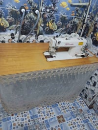 مكينة خياطة • للبيع