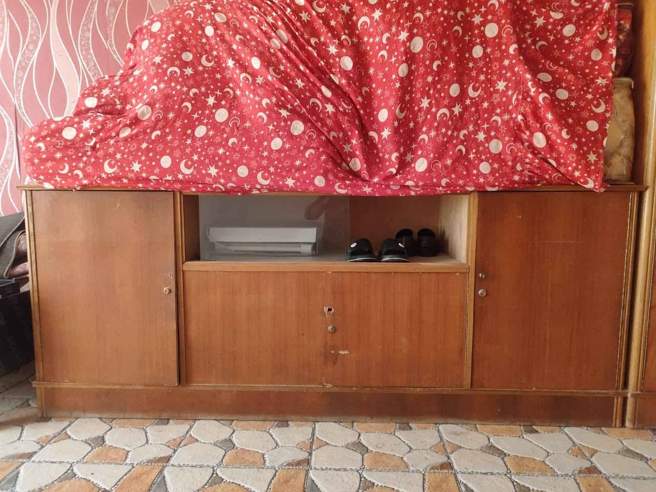 غراض للبيع كنتور ابو ثلاث بوب سعره 140 وبيه مجال
بوفيه سعره 75 وبيه ماجل بصيط
جربايه ام نفر تفصال سعره 70 وبيه ماجل بصيط
شراي يتصل مكاني مسيب ***********
