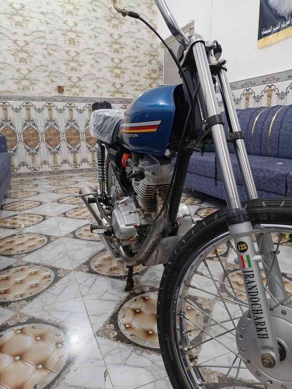 سلام عليكم دراجه البيع محرك مفتوح بوشه و بستم فقط 
دراجه كلك كلك كفلك بس من سراقه سعر 450 بيها مجال حك الجيه مكاني ناصريه مدينه الصدر متواجد وتساب *********** 
و خاص ما يعجبك منشور طلع كبل بعد عمري
