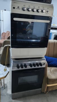 طباخات • ٤ و ٥ عين • نضيفات