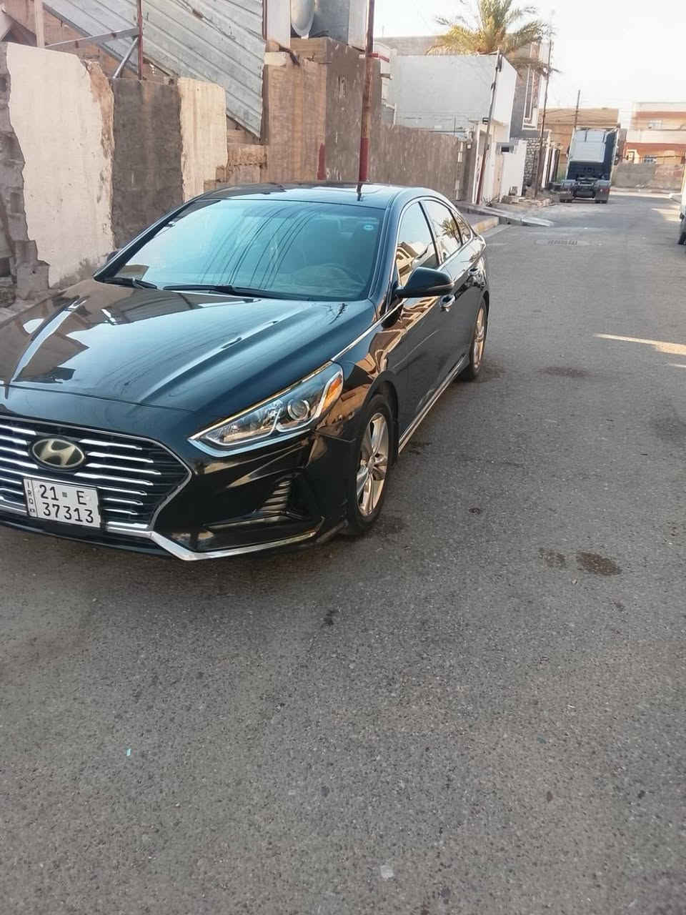 سلام عليكم سوناتا 2018 وارد أمريكي سياره فول مواصفات وحد عله واحد تحويل مباشر شاشه كامره تدفيه بلكشانه كشن كهربائي مكينه معلي كازكيت علمود لدونس سعرها 137 بيه مجال راعيه إنسان طيب هاذه رغم راعيها تصلو على اني مكلف *********** مكانها بل رمادي الخمسه كيلو

