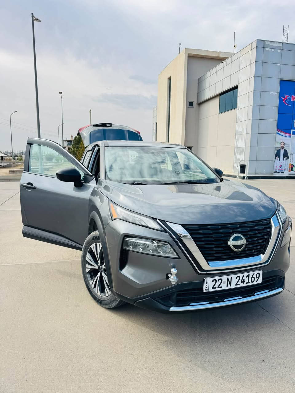 نيسان روج 2023 SV AWD

محرك  3 سلندر تيربو 

رقم اربيل سنوية لحد 2030 هزة جديد

تحويل غرامة تبريد كير محرك كله بشرط

الضرر جاملغ امامي طرف السايق

سيارة مال بيت مو مال معارض الجاد يتصل عرقم سيارة بسمي سعر 152 ورقة وبي مجال ***********
