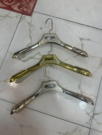 تعاليك ملابس العدد 60 قطعه السعر  قطعه الف دينار   الاستفسار ‭0783 626...
