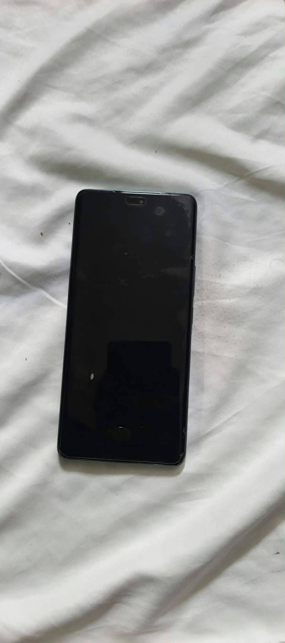 هونر X9c 5G • عوجه بالشاصي • شاشة سليمة