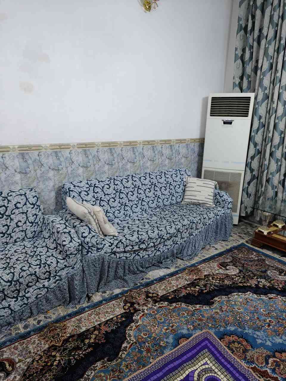 تخم • ١٢مقعد • نضيف