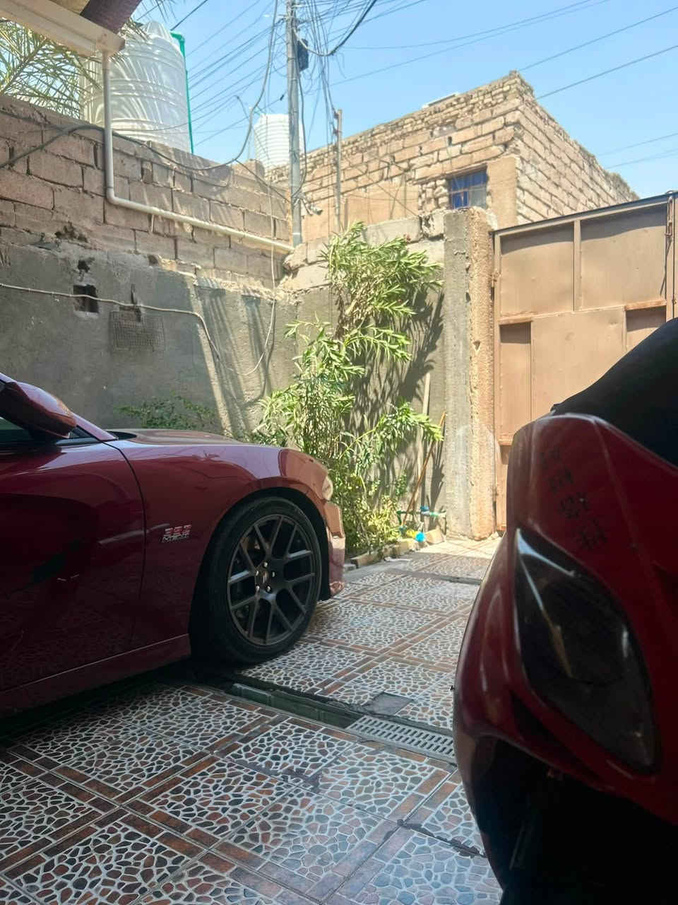 FORZA - 08
السلام عليكم فورزا 08 للبيع الدراجه نضيفة شوفت عينك بس كفراتها تعبانه شوي الدراجة كفاله بس بيها جبنة كايمه فقط الدراجة مواصفاتها كدام عينك وبيها كزوز رياضي تفصال مال بطح صوته كللش حلو الدراجة شرط شلعة ومعدل توي مسويلها ادامة كاملة وحاطلها دهن ليكومولي ٢٠-٥٠ لايت زنون كهربائيات كلها شغاله هو ن اشاير لايت رباعية  بريكات جدد تايرات جدد دبلات جدد  سعرها ٧٠٠ وبيها مجال تشلع عيوني او مراوس حسب القناعة مكان الدراجة القبلة 
الهاتف :*********** موجود واتسب وشريحة 🤍
