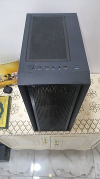 كيس مرتب نضيف جدا استعمال يوتيوب و سينمانة😂 Rtx4060 الكيس (PC):  ​المع...