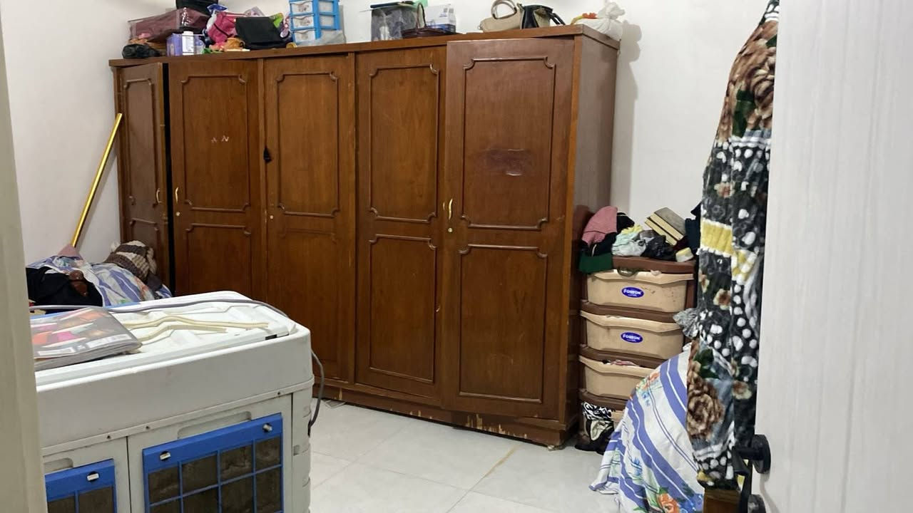 بيت للبيع
١٠٠م حي دوانم المعمل طابقين ٢ حمام + حمام خارجي 
٢ غرفة واستقبال وموزع كبير السعر ٦٢ مليون
للاستفسار الاتصال على الرقم
***********
