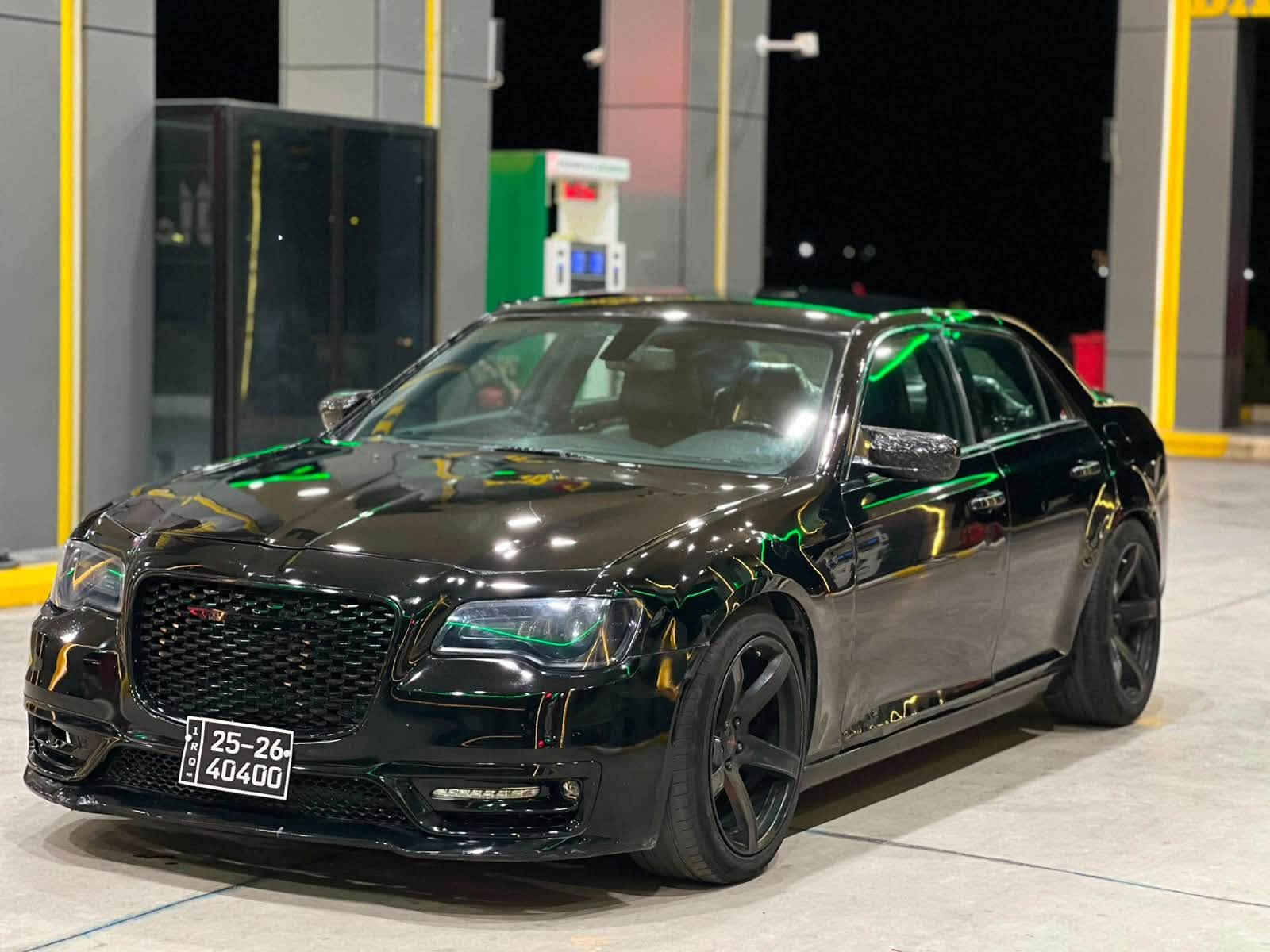 سەرەتا بەناوی خوای گەورە
ئۆباما مۆدیل ۲٠۱٤
مەکینەی V8 RT
براوە براوە 
بەشەرت گێر و مەکینە دوکەل و بوخار بەشەرت
بەشەرت سەقف و کەڤەر 
بەشەرت تەقەو رەقە 
بەشەرت تەبریت سارد و گەرم
چوار ویلیSRT لە ژێرە
چوار تایەی تازە
سعری .٥٥قوفل و کۆتای بۆ معمەلە جەرەس مەکە
گۆرینەوەش لەسەر دل گردن 
ژ.م٠۷۷۲۹۷۳۲٤۲۸
