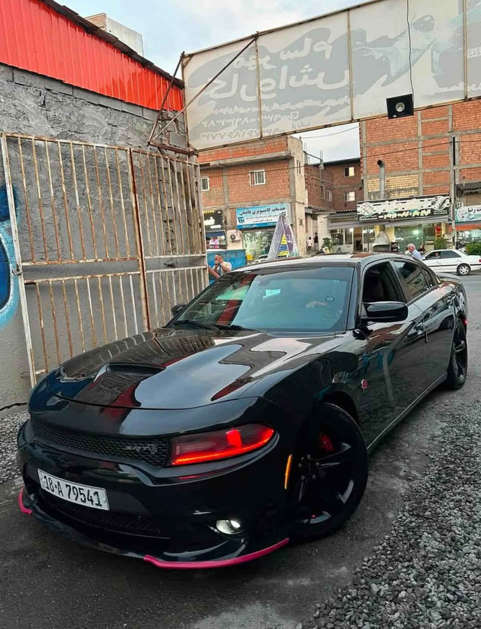 دوج جارجر sxt  2016 محرك 3600محدث  srt.  رقم بابل به اسمی. کامل سیاره.  بدون. حادث. تقریر حالوب. بنید اصلی. موجود   إمراوس. ترهم.   كزوز. على ريمون  هويه مصروف عليه 
السعر 168$. مکانی بابل. الحله مرکز مدینه   ***********

