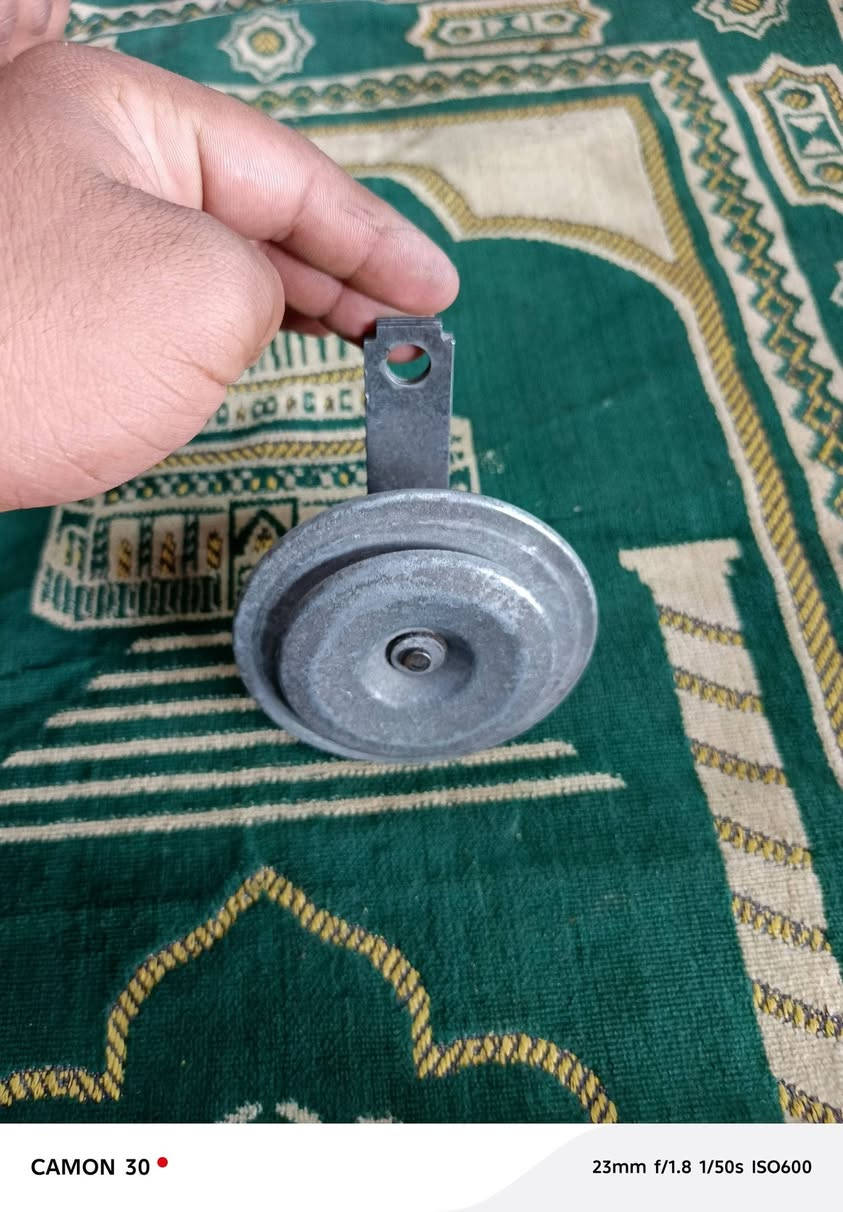سلام عليكم هورن ١٢فولت مال باله 
مكاني نجف حي الوفاء توصيل موجود
***********
