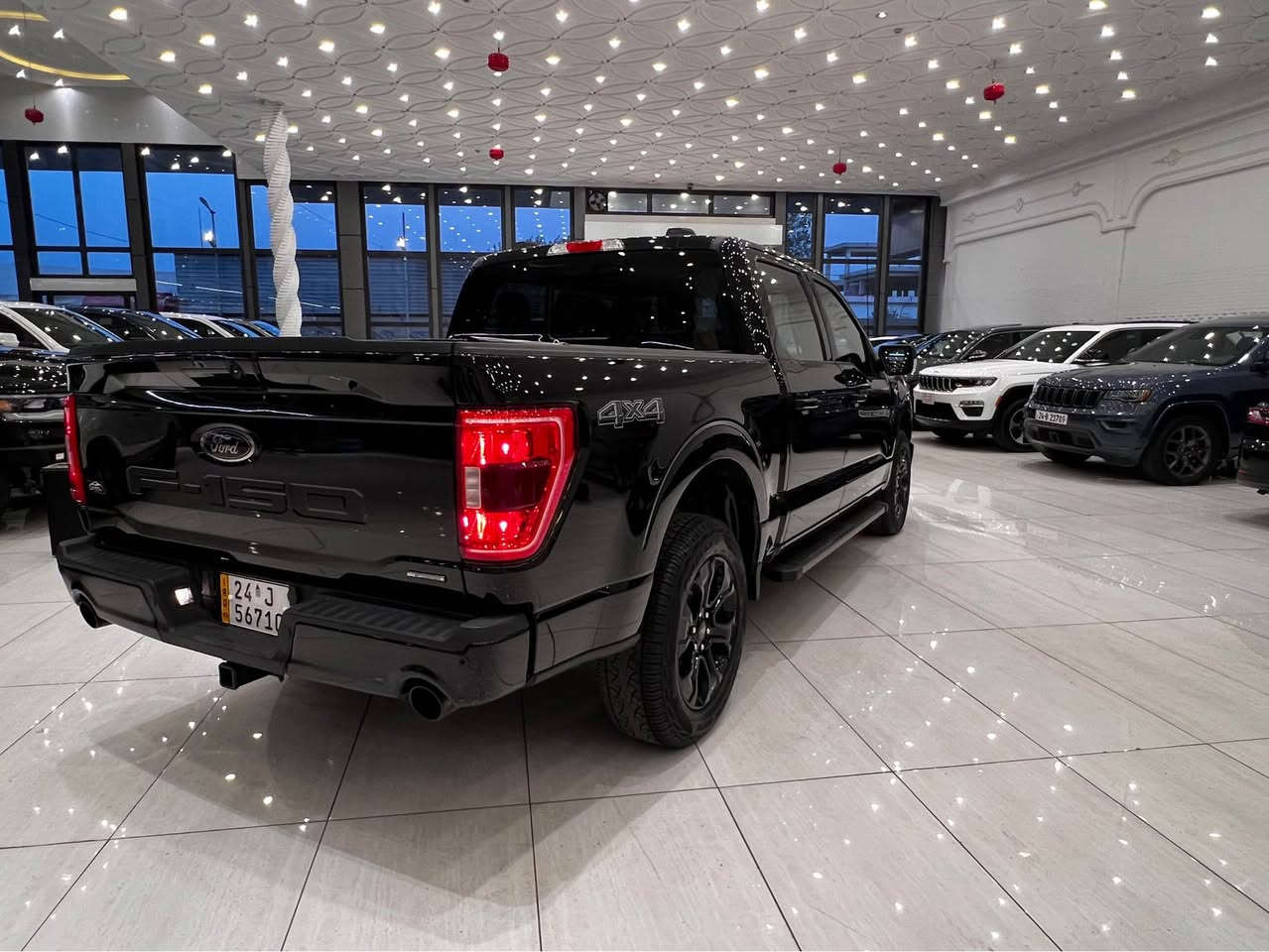 Ford F150 2023 
کلین تایتڵ 
ماشی : 32,000mil
سعر : رقم *********** أربيل, العراق
