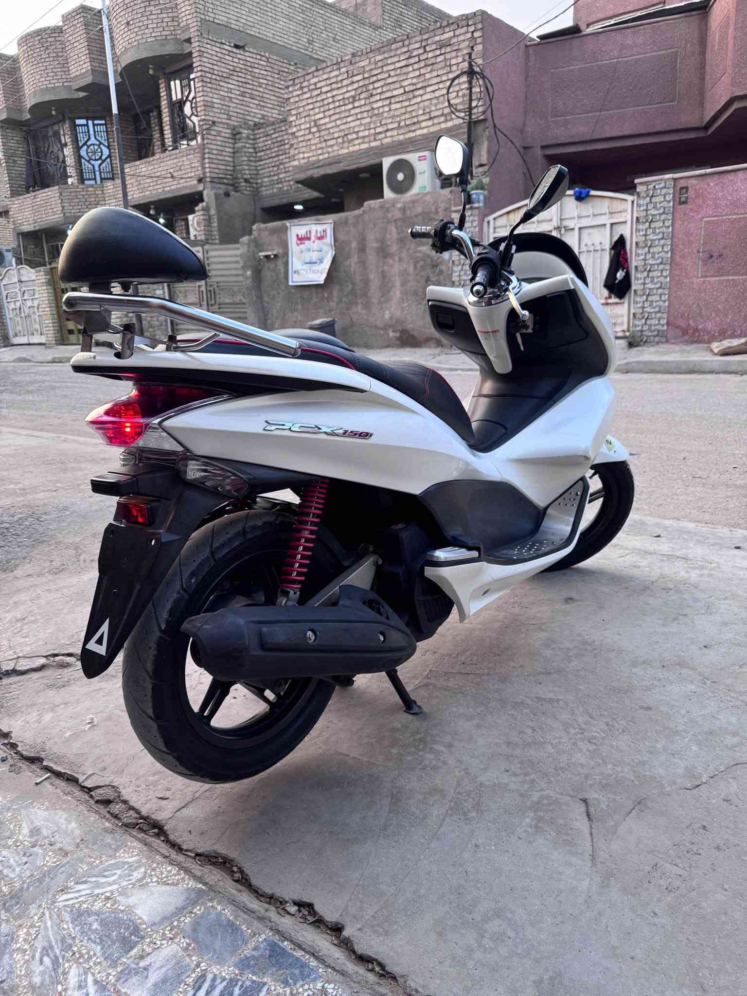 PCX جيل اول • ١٥٠ • ياباني