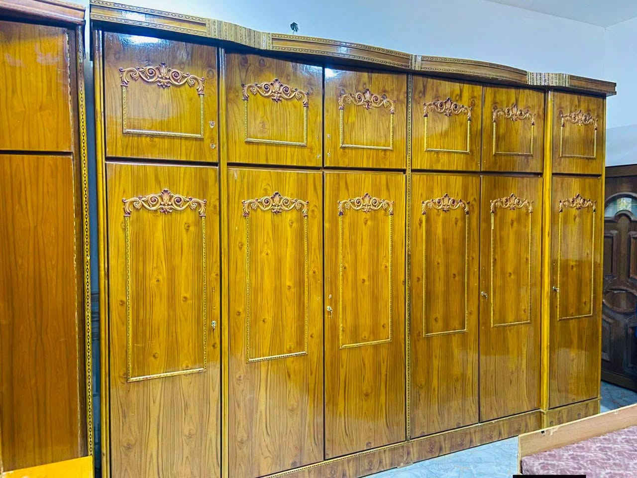 للبيع هودج اربعينه قطعتين فصال حديث حطاطه عنوان الرمانه البعبيد بسعر مناسب يوجد نقل وشد مجاني واصل بيتك ***********
