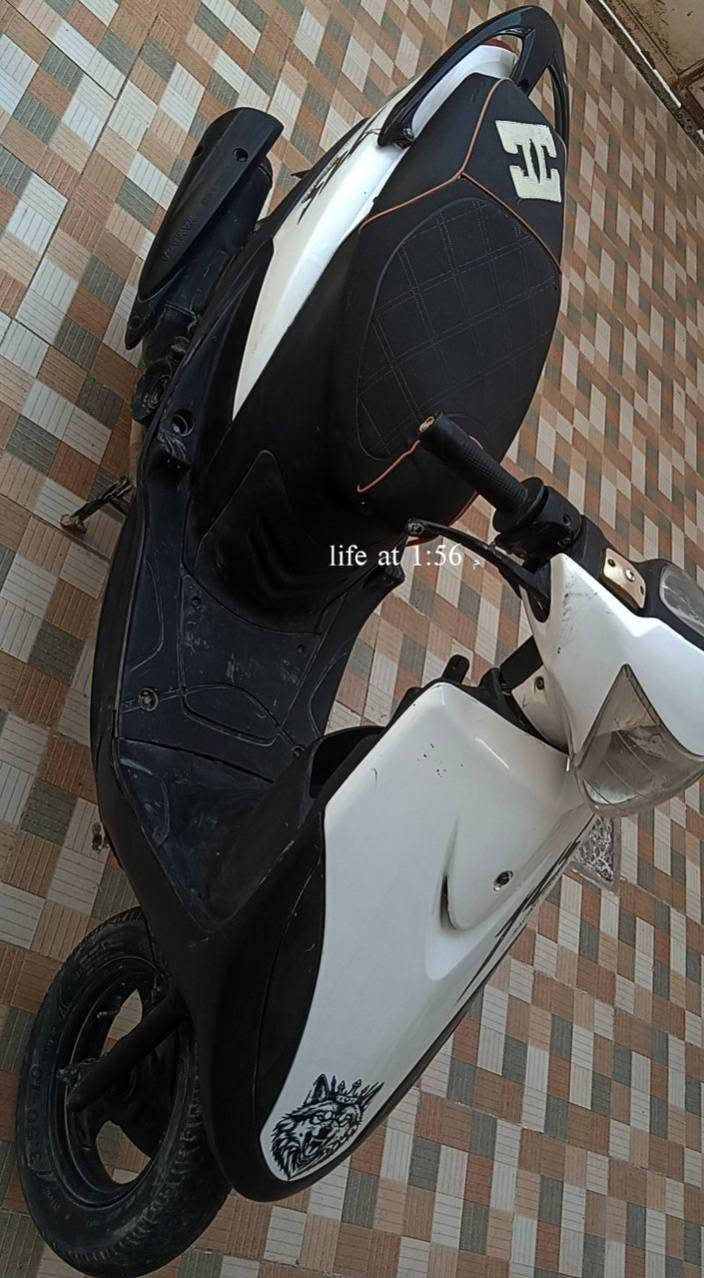 عندي ماكس عدله فول نضافه نكره سلف كهربائيات كله شغاله بوش 55 لاتنقيص ولا تبخيل المكينه خرسه نشاط فول سعر 500وبيه مجال 
***********

نص مكتوب في الصور:
- life at 1:56
