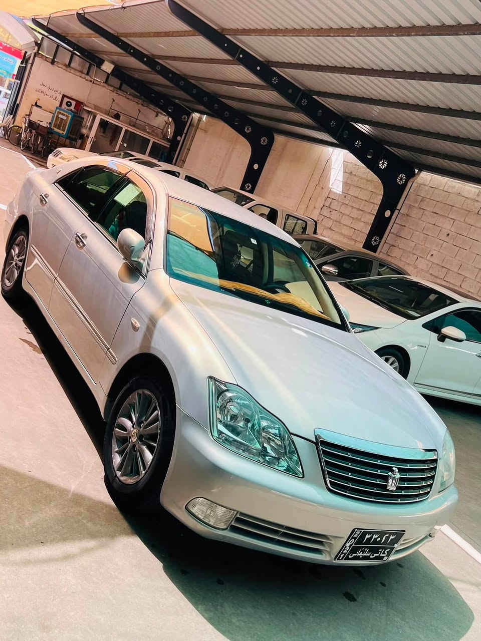 ئاڵوو گۆڕ ناکەم زانیاری تەواو بخوێنەوە ئەوکات تیل بکە شاهانە موس موس بی کۆد ٢٠٠٥ناوزەرد بەحری بی شوخت و جاڵ بیلاد ٣دوگمە شاشەو کامێرا و پەردە گێڕ و مەکینە گەورە بی دوکەڵ کامل جاهیز کراوە ڕۆنی گێڕ و مەکینە گۆڕاوە برێک بەسراوە ٤ر تایەی سفر تەقەو رەقەی نییە بەشەرتی تەراوی هەزار فیتەر سەیارە بی شوخت و جاڵە تەبریدی ساردو گەرم مەزبوت جامی هەڵ گیراوە سەیارەکە داشبڵی زۆر زۆر جوانە خەلەلی کارەبای نییە بە نیسبەت بۆیاخ سەقفی بۆیاخە بە بی زەڕەبە لەسەر شوخت پەمپێک کراوە ماباقی شوشەیە دوڕەنگی نییە وەک رەسەمەکانە لە سەیسادقم سعری فرۆشی زۆر زۆر زۆر زۆر کەم مەجالی هەیە ٥٤رگەڵا زۆر کەم مەجالی برایانە هەیشە لە خوار ٥٠وە بجۆ بیکڕە لەگەل ڕێزم سەیارەکە زۆر تازەیە شپرز نییە زم کۆرەک فایبەر واتس ئەبی لەسەرە ***********
***********

