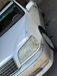 ملكة • محرك VVT • نظيفة