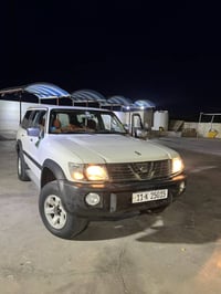 باترول سوبر سفاري • ٢٠٠٠ • محرك ٤٥٠٠