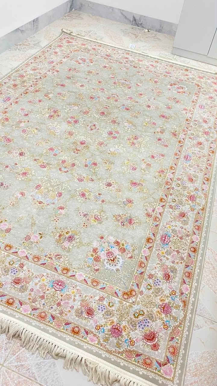 فەرشی ئیرانی ١٢٠٠ شانە قیسی ٢ بە٣ سعری ١٥٠ هەزار/***********
