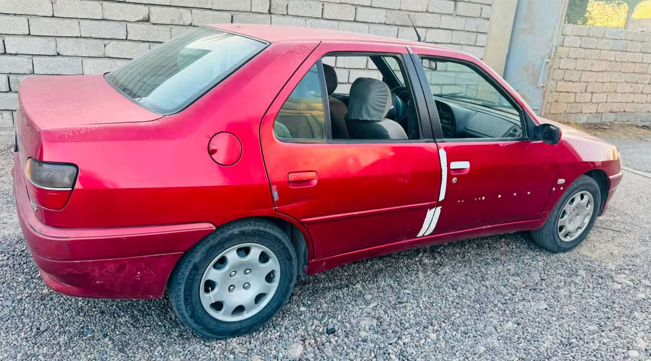 ⭕️للبيـع❕بيجو306 موديل 2002رقم بغداد صدامي الشرعي.بل علم شرط الوكاله.مطلوبه ضباط السياره محرك وكير رياضي شرط! السياره كاعده وأحلا من الصور مايعوزها اي شي نص نگره  التبريديعوزه بس غاز انطي وياها كمبريسر بل كرتون يشده ويتوكل.لايتات منظومة زنون كهربائيات كلشي شغال سياره بدون صبغ. السعر 26وبيها مجال بسيط ***********
المكان بيجي
