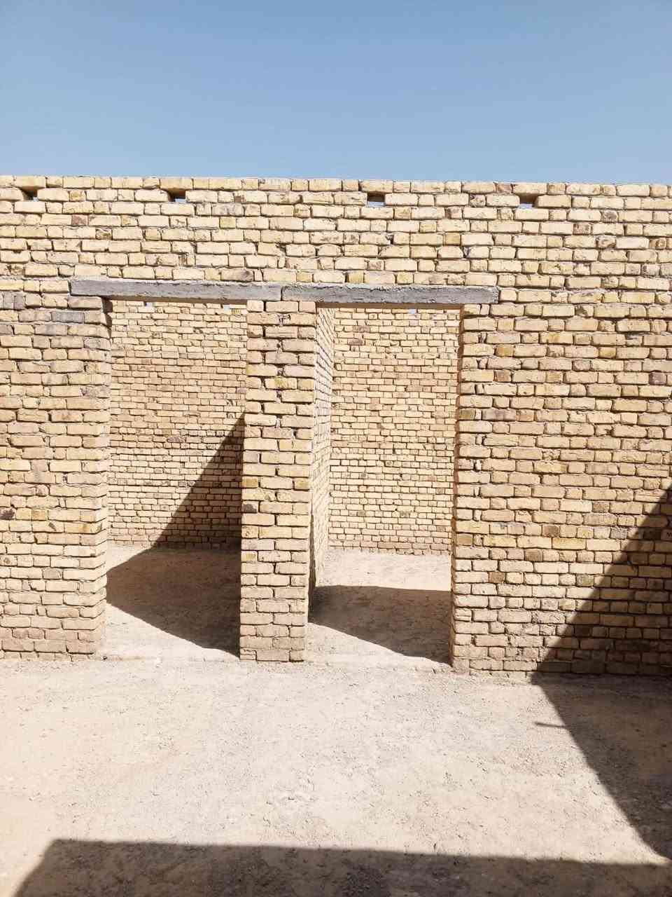 السلام عليكم 
هيكل غير مسقف للبيع
،حي المصطفى، الجزيرة، مساحته (250م)
يفتح على متنزه 

يتكون من غرفتين وصالة ومطبخ حار وبارد واستقبال وصحيات، 

زائدا مشتمل يتكون من غرفة ومطبخ وصحيات

للاستفسار/ مراجعة مكتب عقارات الفنار مجاور مستشفى الخضر العام (***********)
