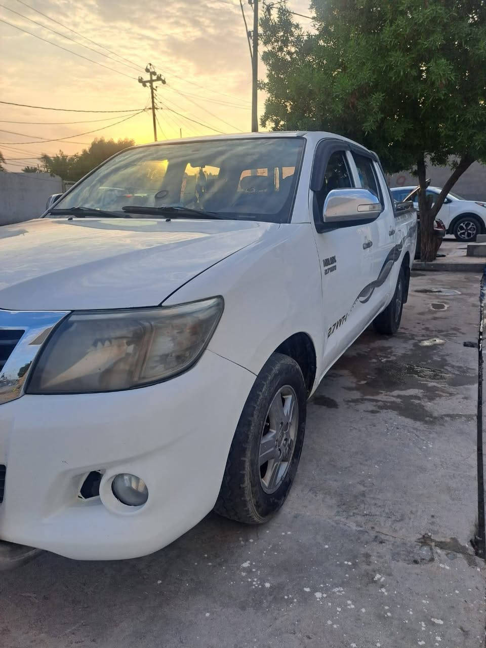 هايلوكس • ٢٠١٣ • اوتوماتيك