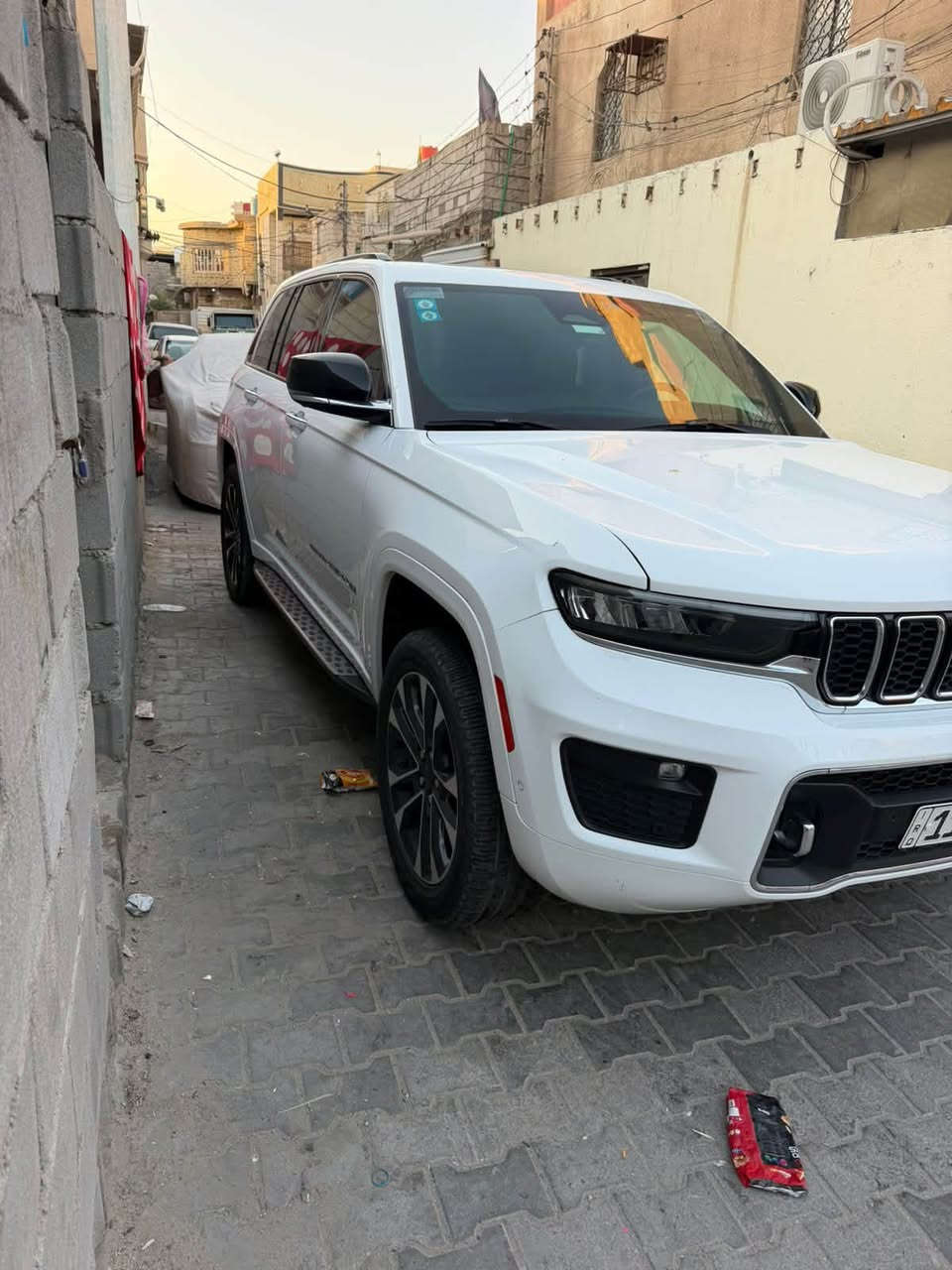 السلام عليكم جيب اوفر لاند معروفه مواصفاتها فول للأخير
موديل 23  
خليجي شركه هارلم 
كفاله عامه 
ممشى السياره 87
للاستفسار اكثر ***********

