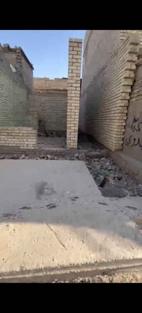 هيكل للبيع مساحة ١٠٠ متر  العنوان منطقة ال ٨٠٠٠ قرب متوسطة مالك الأشتر...