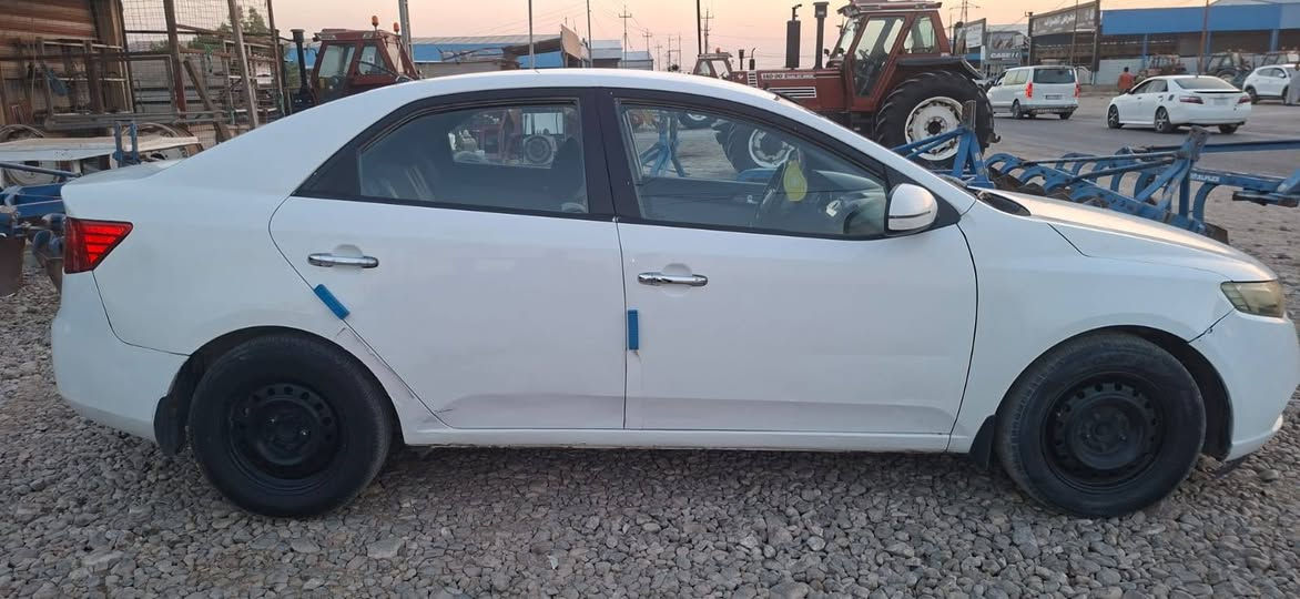 البيع سيراتو موديل 13رقم اربيل سنويه نافذه سونار موجود سياره جاهزه مكاني واسط الزبيديه ***********
